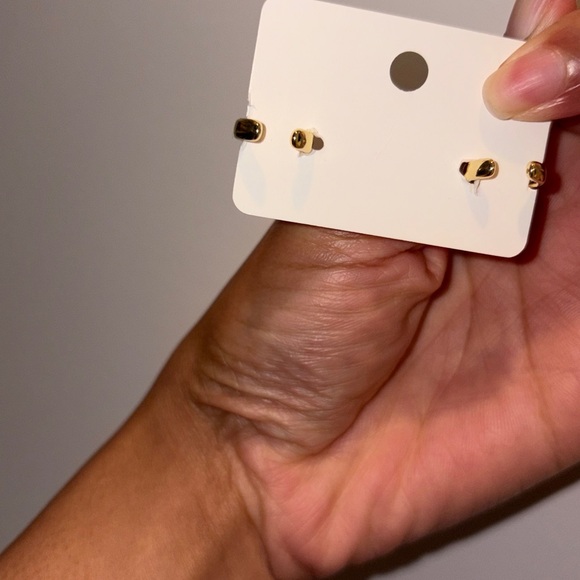 #4 14k Gold Plated Cuff Earrings - Picture 3 of 4